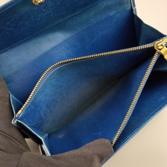 LOUIS VUITTON Vintage Epi Leather Portefeuille Sarah Wallet/Spain - Picture 4 of 16